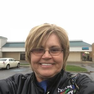Meet your Posher, Denise